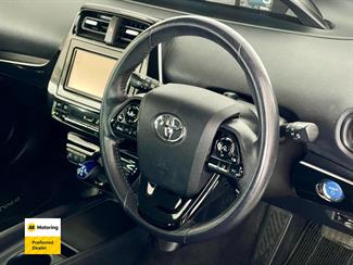 2019 Toyota PRIUS - Thumbnail