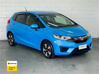 2015 Honda FIT - Thumbnail