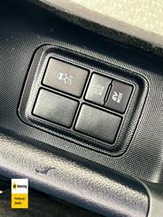 2020 Toyota AQUA - Thumbnail