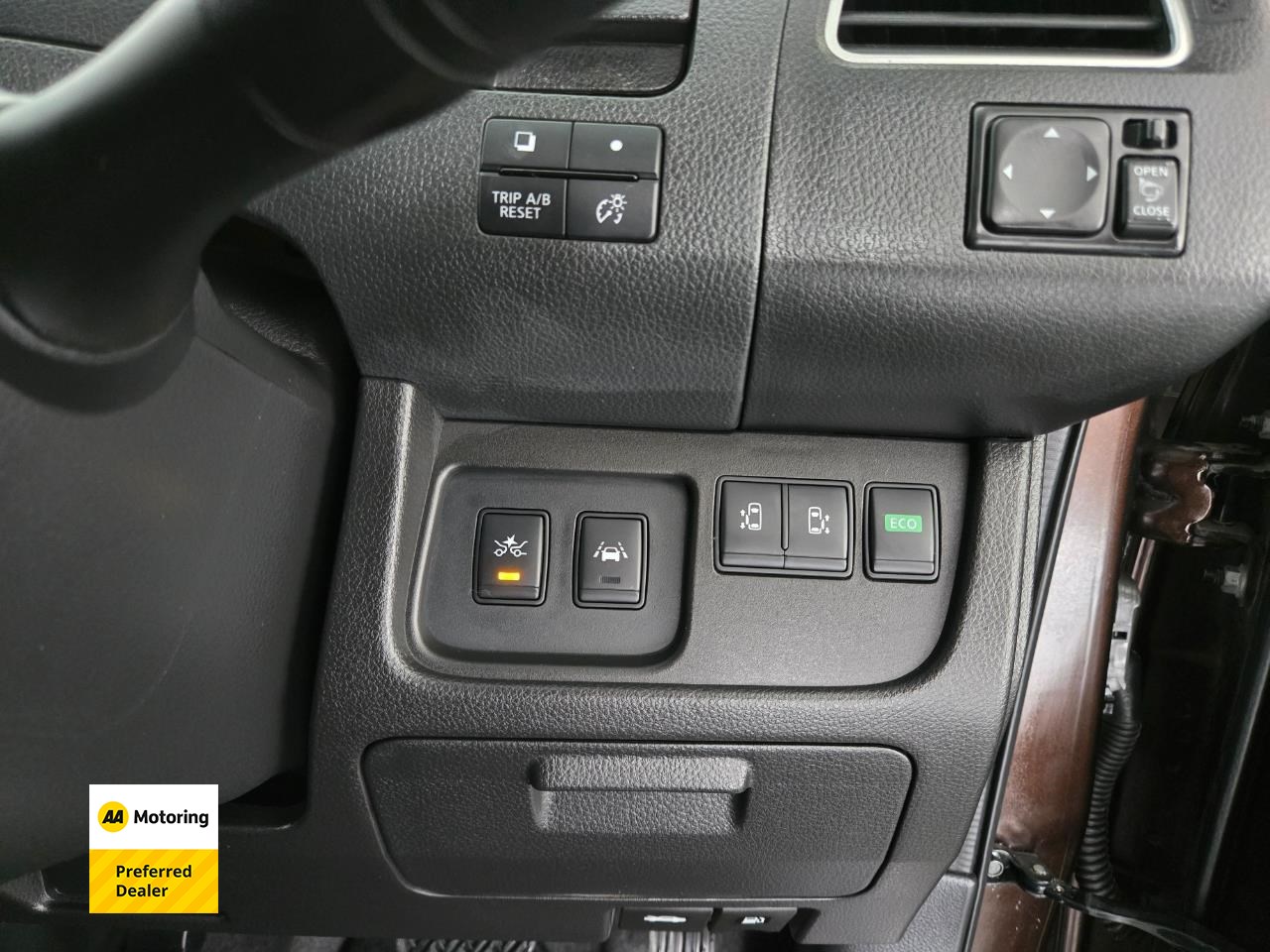 2015 Nissan Serena