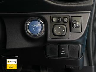 2016 Toyota AQUA - Thumbnail