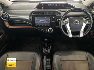 2015 Toyota AQUA - Thumbnail