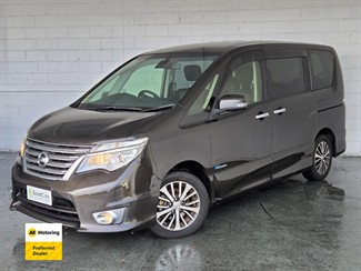 2014 Nissan Serena - Thumbnail