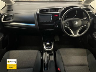 2015 Honda FIT - Thumbnail
