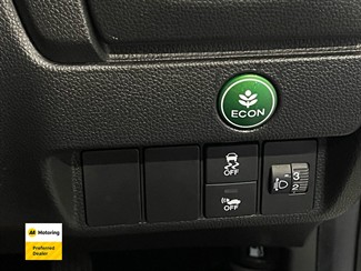 2015 Honda FIT - Thumbnail