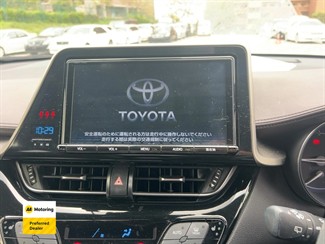 2017 Toyota C-HR - Thumbnail