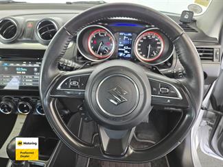 2017 Suzuki Swift - Thumbnail