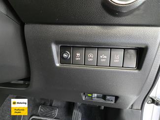 2017 Suzuki Swift - Thumbnail