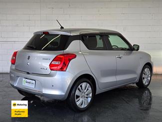 2017 Suzuki Swift - Thumbnail