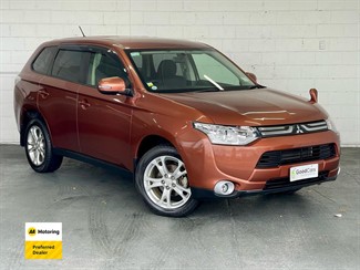 2013 Mitsubishi OUTLANDER - Thumbnail